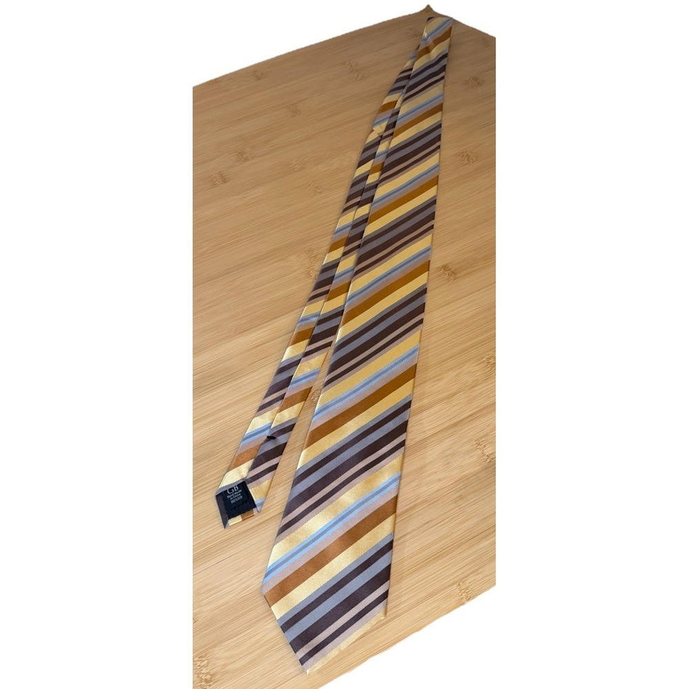Geoffrey Beene 100% Silk Tie Metallic Gold Stripes 61x3.25" Academia Necktie - Picture 2 of 12
